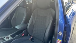 2026 (26) VOLKSWAGEN T-ROC 1.5 eTSI 150 R-Line 5dr DSG 5717780