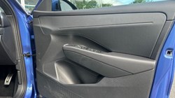 2026 (26) VOLKSWAGEN T-ROC 1.5 eTSI 150 R-Line 5dr DSG 5717765