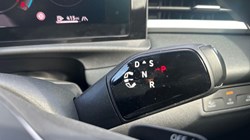 2026 (26) VOLKSWAGEN T-ROC 1.5 eTSI 150 R-Line 5dr DSG 5717779