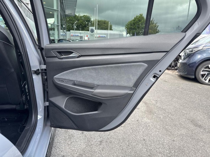 2023 (73) VOLKSWAGEN GOLF 1.5 TSI R-Line 5dr 5682082