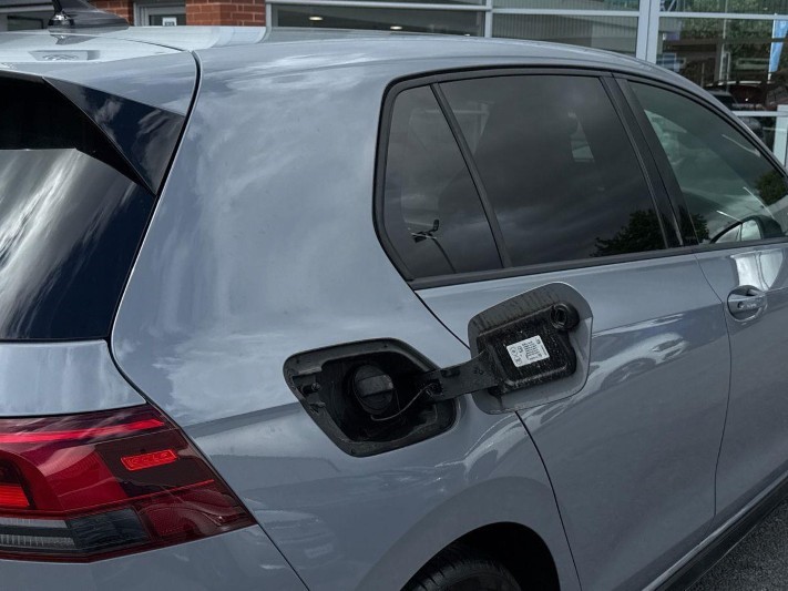 2023 (73) VOLKSWAGEN GOLF 1.5 TSI R-Line 5dr 5682075