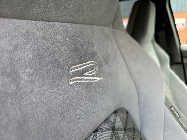 2023 (73) VOLKSWAGEN GOLF 1.5 TSI R-Line 5dr 5682041
