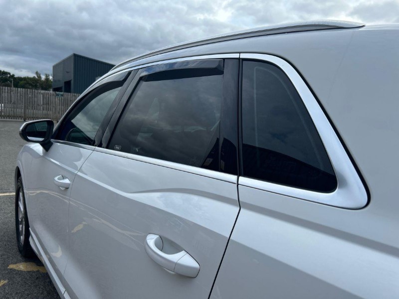 2020 (69) AUDI Q3 35 TDI Quattro Sport 5dr 5718158