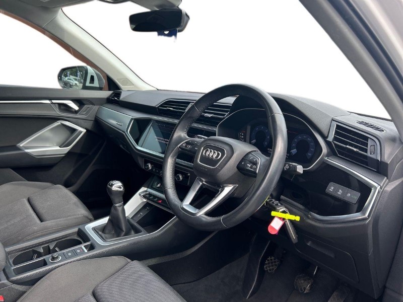 2020 (69) AUDI Q3 35 TDI Quattro Sport 5dr 5718129