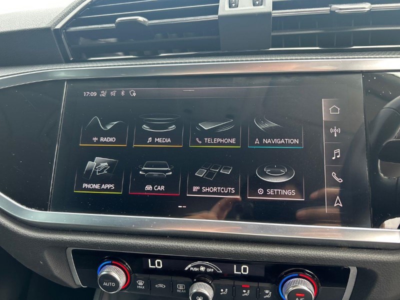 2020 (69) AUDI Q3 35 TDI Quattro Sport 5dr 5718146