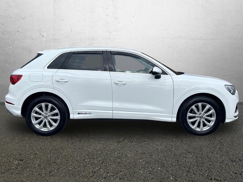 2020 (69) AUDI Q3 35 TDI Quattro Sport 5dr 5718127