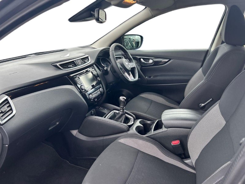 2021 (70) NISSAN QASHQAI 1.3 DiG-T Acenta Premium 5dr 5716338