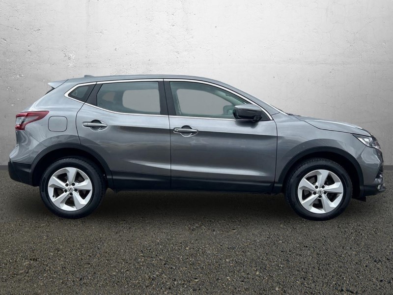 2021 (70) NISSAN QASHQAI 1.3 DiG-T Acenta Premium 5dr