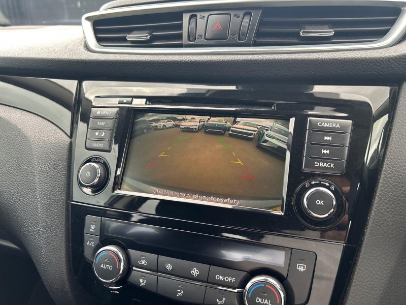 2021 (70) NISSAN QASHQAI 1.3 DiG-T Acenta Premium 5dr 5716354