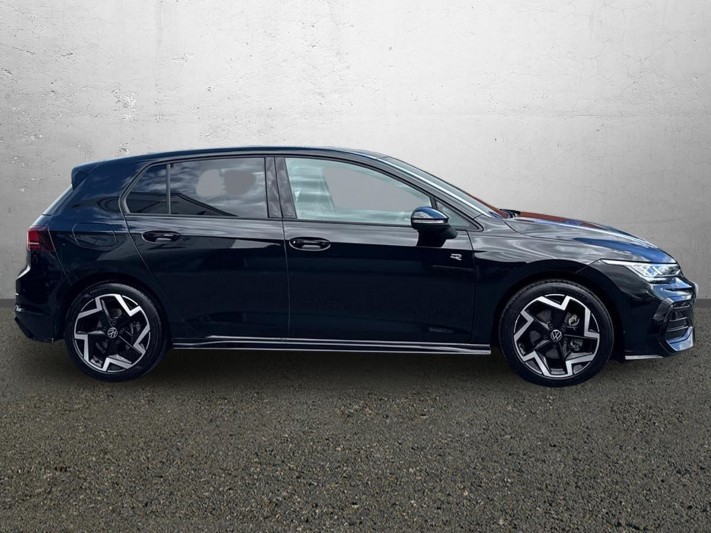 2025 (25) VOLKSWAGEN GOLF 1.5 TSI 150 R-Line 5dr 5736129