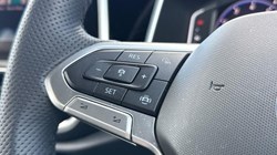 2025 (75) VOLKSWAGEN T-ROC 1.5 TSI R-Line 5dr DSG 5701259