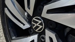 2025 (75) VOLKSWAGEN T-ROC 1.5 TSI R-Line 5dr DSG 5701288