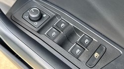 2025 (75) VOLKSWAGEN T-ROC 1.5 TSI R-Line 5dr DSG 5701254