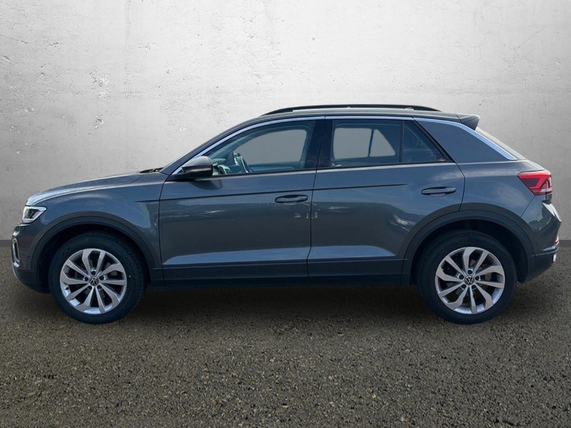 2022 (72) VOLKSWAGEN T-ROC 1.0 TSI Life 5dr 5710311