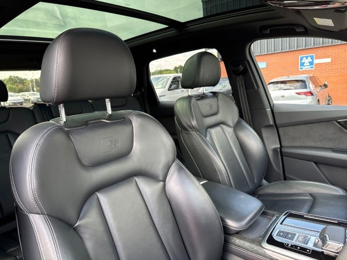 2020 (69) AUDI Q7 45 TDI Quattro Black Edition 5dr Tiptronic 5701940