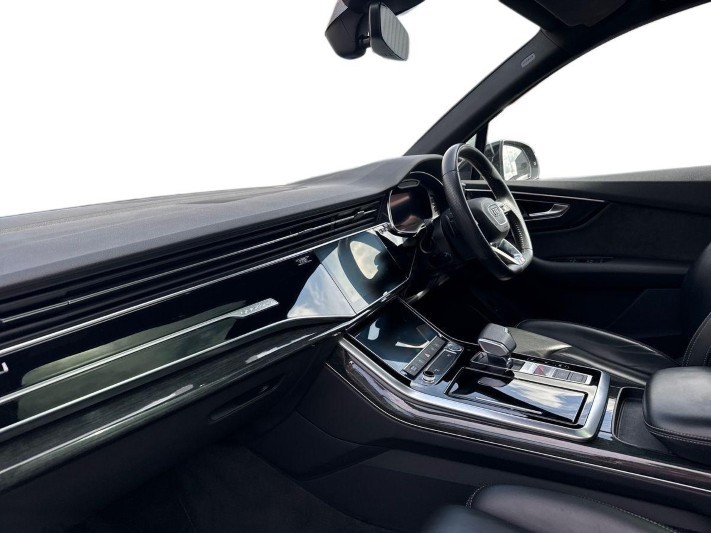 2020 (69) AUDI Q7 45 TDI Quattro Black Edition 5dr Tiptronic 1