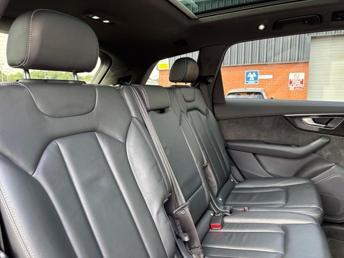 2020 (69) AUDI Q7 45 TDI Quattro Black Edition 5dr Tiptronic 5701956