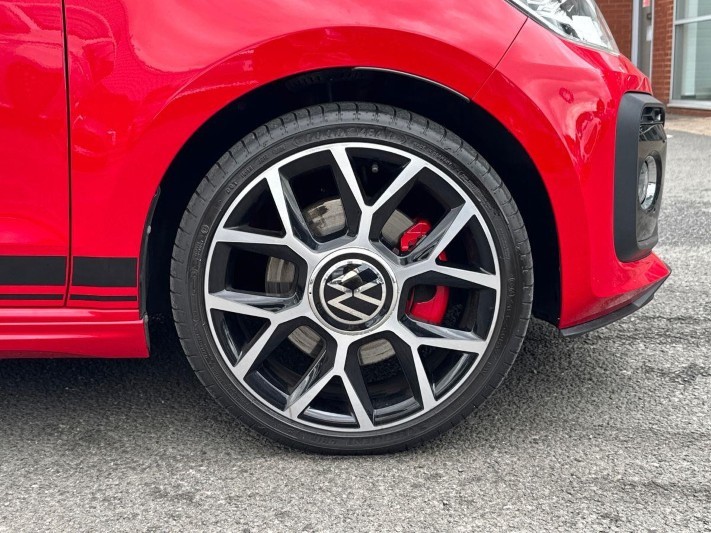 2022 (72) VOLKSWAGEN UP 1.0 115PS Up GTI 3dr 5680382