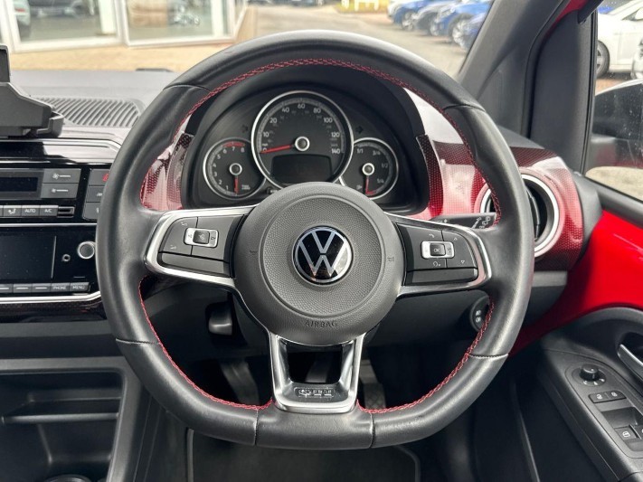 2022 (72) VOLKSWAGEN UP 1.0 115PS Up GTI 3dr 5680397