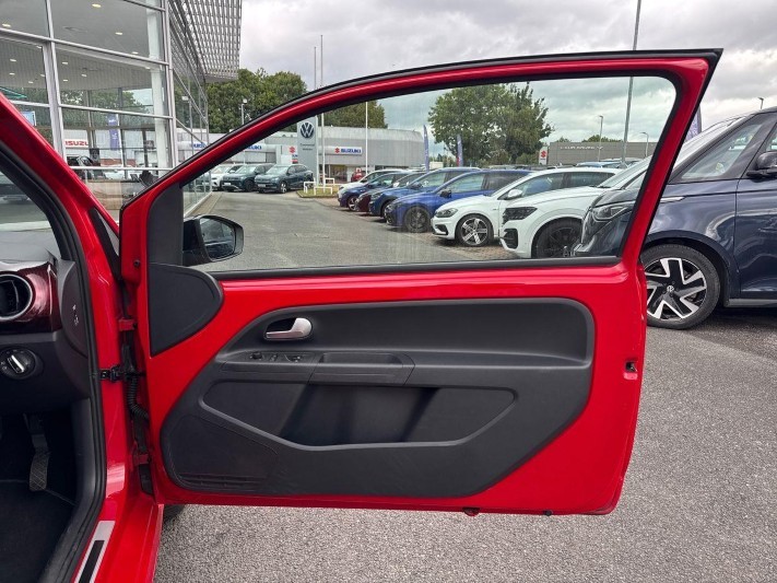 2022 (72) VOLKSWAGEN UP 1.0 115PS Up GTI 3dr 5680391