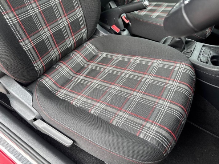 2022 (72) VOLKSWAGEN UP 1.0 115PS Up GTI 3dr 5680395