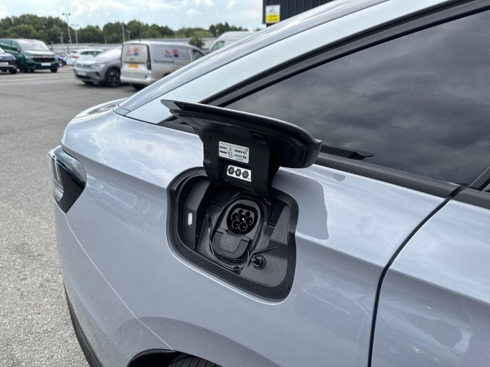 2026 (26) VOLKSWAGEN ID.7 210kW Match Pro Plus 77kWh 5dr Auto 5759369