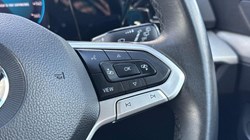 2021 (71) VOLKSWAGEN GOLF 1.5 eTSI 150 Life 5dr DSG 5700413