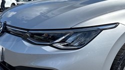 2021 (71) VOLKSWAGEN GOLF 1.5 eTSI 150 Life 5dr DSG 5700433