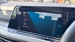 2021 (71) VOLKSWAGEN GOLF 1.5 eTSI 150 Life 5dr DSG 5700458