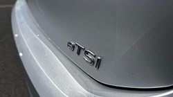 2021 (71) VOLKSWAGEN GOLF 1.5 eTSI 150 Life 5dr DSG 5700404
