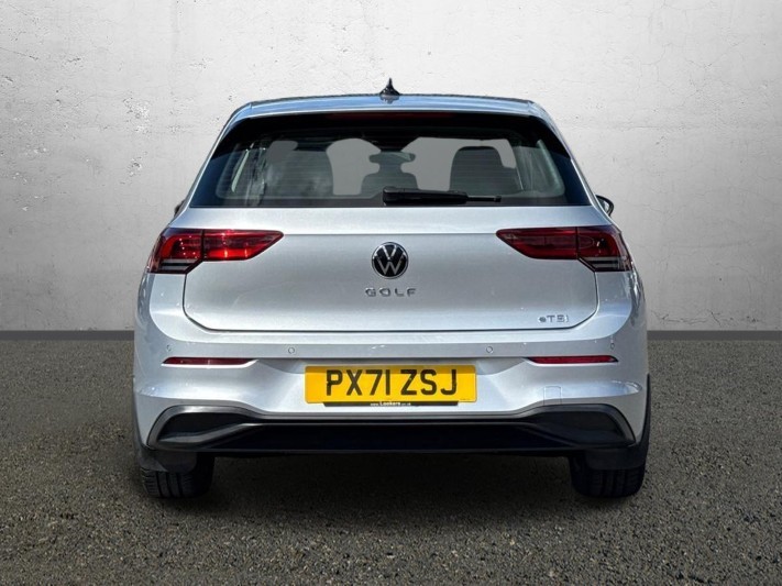2021 (71) VOLKSWAGEN GOLF 1.5 eTSI 150 Life 5dr DSG 5700400