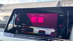 2021 (71) VOLKSWAGEN GOLF 1.5 eTSI 150 Life 5dr DSG 5700460