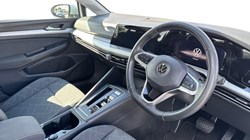 2021 (71) VOLKSWAGEN GOLF 1.5 eTSI 150 Life 5dr DSG 5700397
