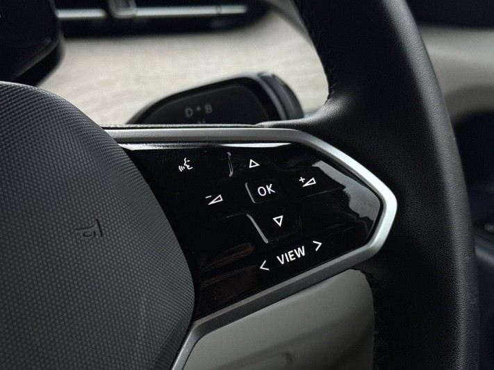 2023 (73) VOLKSWAGEN ID. BUZZ 150kW Style Pro 77kWh 5dr Auto 5862882