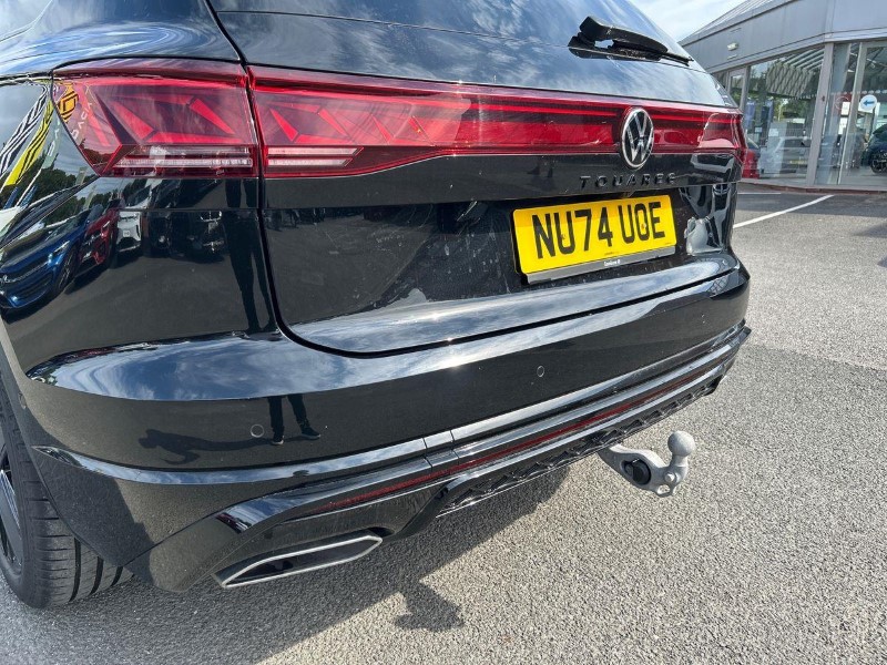 2024 (74) VOLKSWAGEN TOUAREG 3.0 V6 TDI 4Motion 286 Black Edition 5dr Tip Auto 5713271