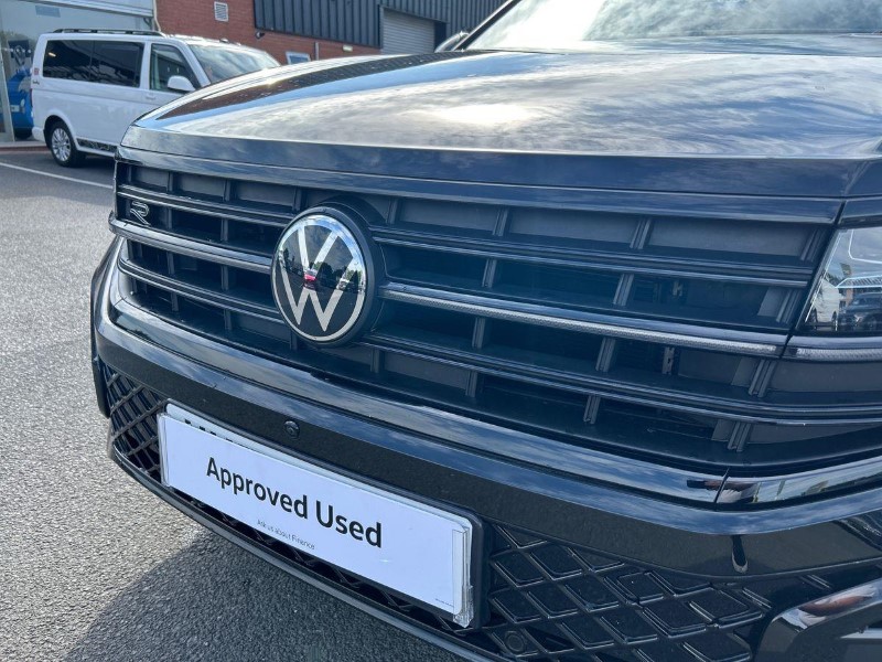 2024 (74) VOLKSWAGEN TOUAREG 3.0 V6 TDI 4Motion 286 Black Edition 5dr Tip Auto 5713268