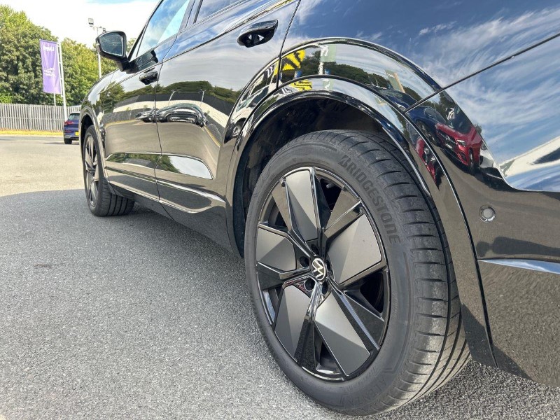 2024 (74) VOLKSWAGEN TOUAREG 3.0 V6 TDI 4Motion 286 Black Edition 5dr Tip Auto 5713266