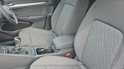 2026 (26) VOLKSWAGEN GOLF 1.5 TSI Match 5dr 5718035