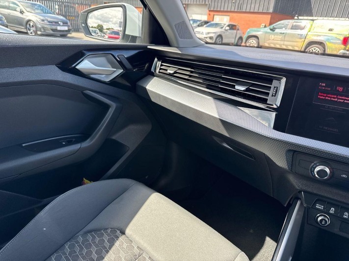 2020 (20) AUDI A1 30 TFSI Sport 5dr 5700975