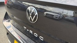 2022 (72) VOLKSWAGEN T-ROC 1.0 TSI Life 5dr 5719387