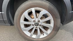 2022 (72) VOLKSWAGEN T-ROC 1.0 TSI Life 5dr 5719360