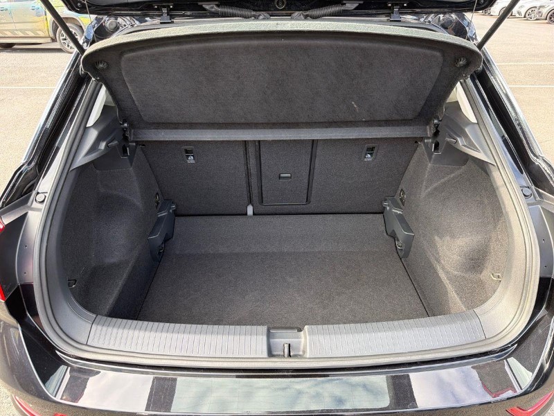 2022 (72) VOLKSWAGEN T-ROC 1.0 TSI Life 5dr 5714208