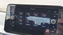 2022 (72) VOLKSWAGEN T-ROC 1.0 TSI Life 5dr 5719377