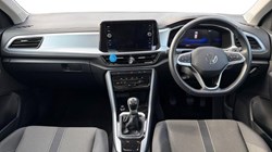 2022 (72) VOLKSWAGEN T-ROC 1.0 TSI Life 5dr 5719366