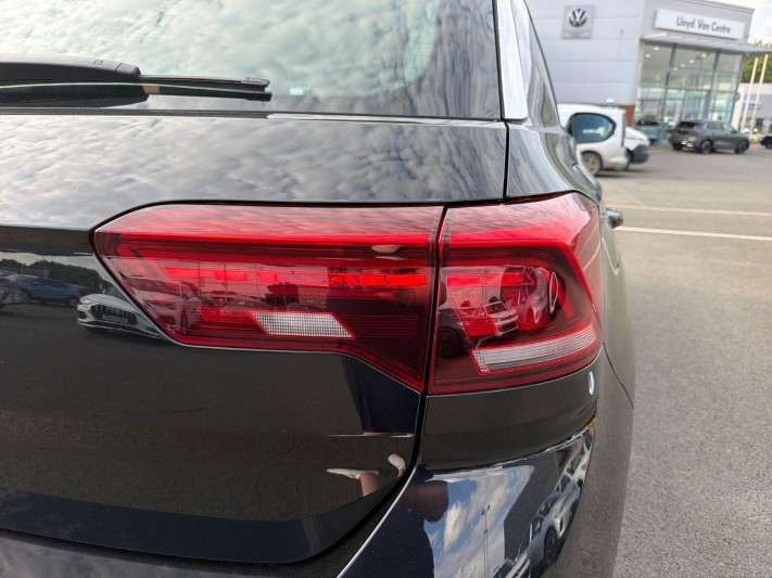 2022 (72) VOLKSWAGEN T-ROC 1.0 TSI Life 5dr 5719386