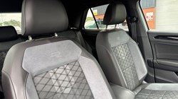 2023 (72) VOLKSWAGEN T-ROC 1.5 TSI R-Line 5dr DSG 5721617
