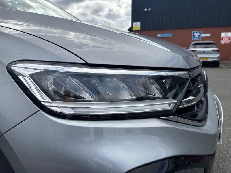 2023 (72) VOLKSWAGEN T-ROC 1.5 TSI R-Line 5dr DSG 5717953