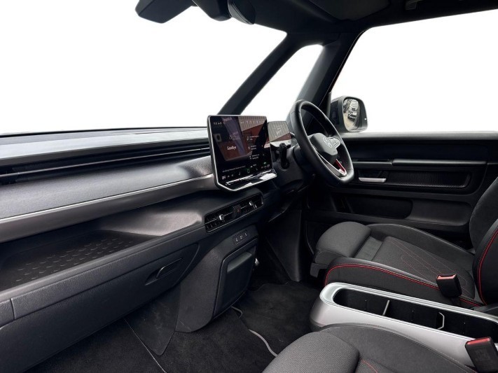 2025 (75) VOLKSWAGEN ID. BUZZ 250kW GTX Pro 86kWh 5dr 4MOTION LWB Auto [7 Seat] 5736383