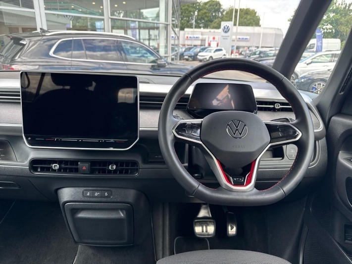 2025 (75) VOLKSWAGEN ID. BUZZ 250kW GTX Pro 86kWh 5dr 4MOTION LWB Auto [7 Seat] 5736405