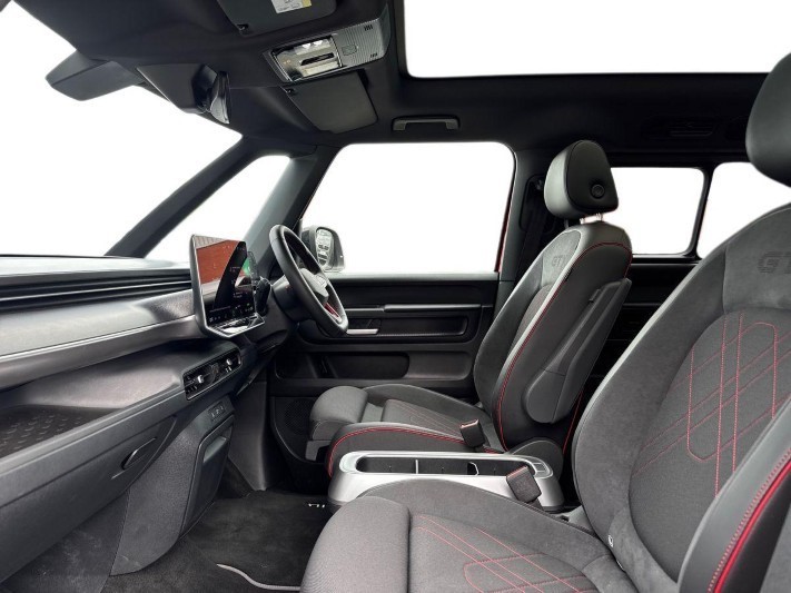 2025 (75) VOLKSWAGEN ID. BUZZ 250kW GTX Pro 86kWh 5dr 4MOTION LWB Auto [7 Seat] 5736388